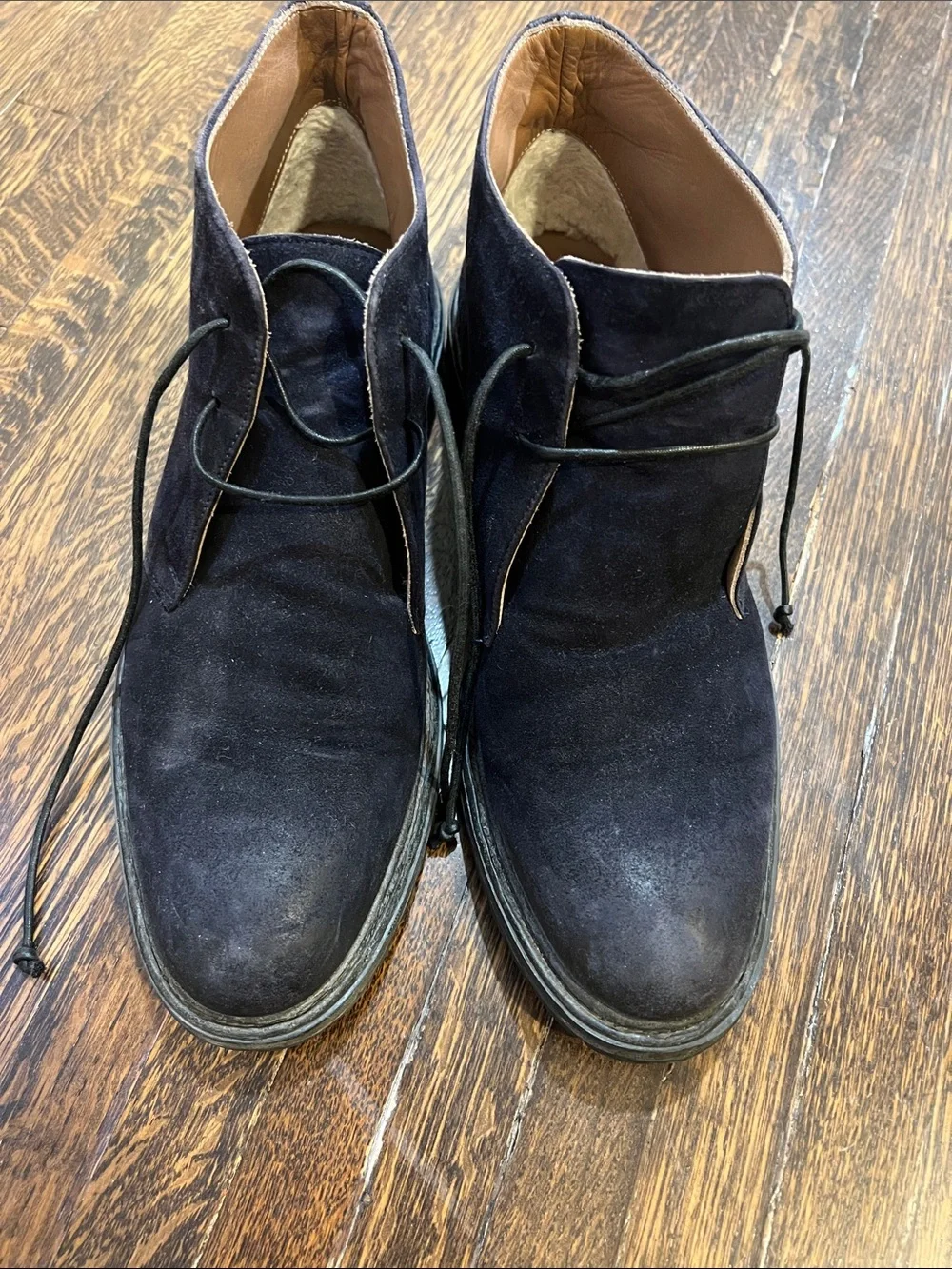 UGG Men’s dark navy Suede Chukka Boots with Shearling Lining